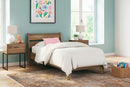 Deanlow Bedroom Package