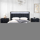 Farese Queen Bed w/ 2 Nightstands